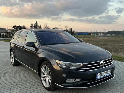 Inny kolor Używany 2019 VW Passat Elegance Kombi | 82 900 zł (Uczciwa cena)