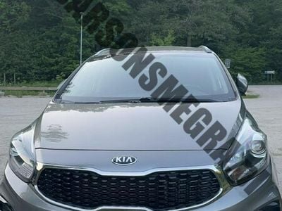 Szary Używany 2018 Kia Carens Minivan | 59 400 zł