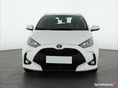 Używany Toyota Yaris Hybrid 2022 Biały Hatchback