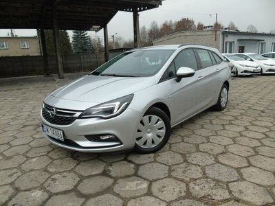 używany Opel Astra 1.6dm 110KM 2018r. 96 404km