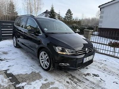używany VW Touran III 7 Osobowy Navi Kamera Panorama Alu Tempomat Klimatronik PDC