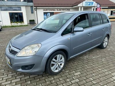 używany Opel Zafira 1.9dm 120KM 2008r. 150 496km