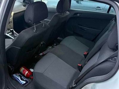 używany Opel Astra 1.7 cdti 2012 r