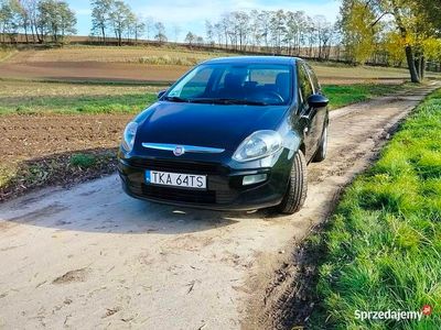 Czarny Używany 2011 Fiat Punto Evo Hatchback | 10 700 zł (Uczciwa cena)