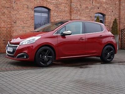 Używany Peugeot 208 Allure 110 KM (80 kW) 2015 Bordowy Hatchback