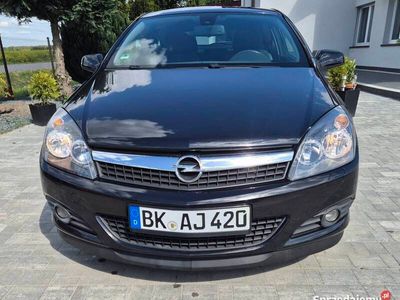 Opel Astra GTC