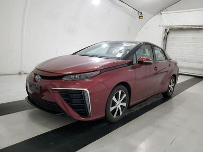 używany Toyota Mirai 2dm 153KM 2017r. 119 900km