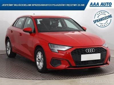 Używany Audi A3 150 KM (110 kW) 2021 Czerwony Sedan/Limuzyna