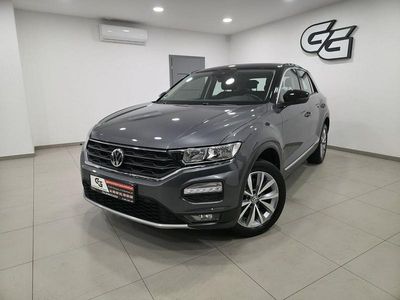 Szary (metalik, perła) Używany 2018 VW T-Roc SUV | 69 999 zł (Dość drogi)