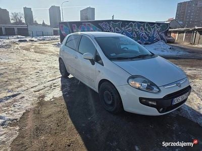 Biały Używany 2011 Fiat Punto Evo Hatchback | 11 500 zł (Uczciwa cena)