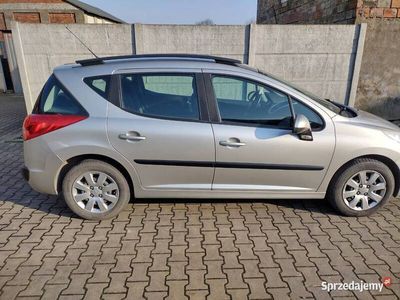 używany Peugeot 207 