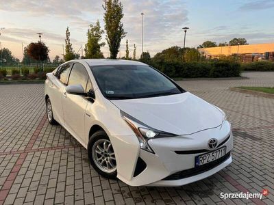 używany Toyota Prius 2016