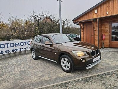 Brązowy (metalik) Używany 2010 BMW X1 SUV | 24 900 zł (Uczciwa cena)
