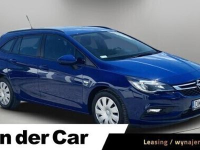 Niebieski ciemny Używany 2018 Opel Astra Enjoy Sedan/Limuzyna | 49 900 zł (Drogi)