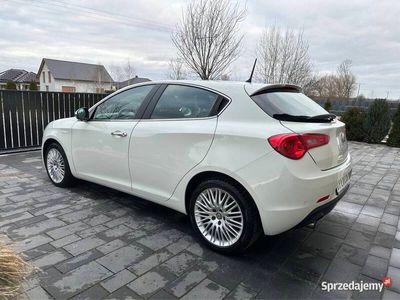 używany Alfa Romeo Giulietta Lift 1.6 JTDM 105KM Led Klimatronik