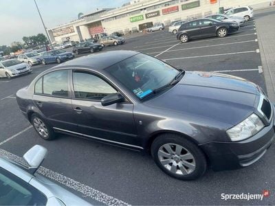 Używany Skoda Superb 2002 Sedan/Limuzyna