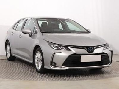 Srebrny Używany 2022 Toyota Corolla Sedan/Limuzyna | 77 999 zł (Uczciwa cena)