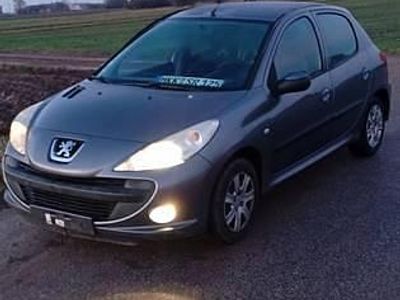 Szary Używany 2009 Peugeot 206+ Hatchback | 7800 zł (Uczciwa cena)