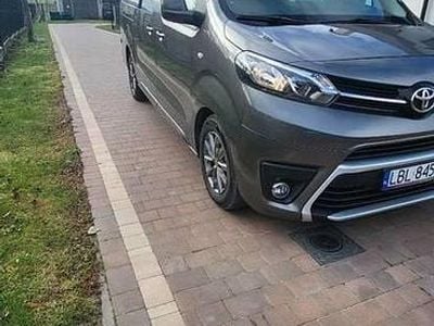 Szary Używany 2018 Toyota Proace Minivan | 59 900 zł