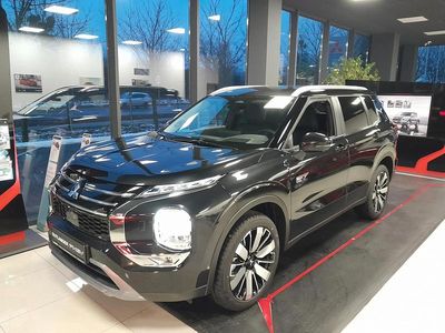 Nowe Mitsubishi Outlander P-HEV 2025 Biały SUV