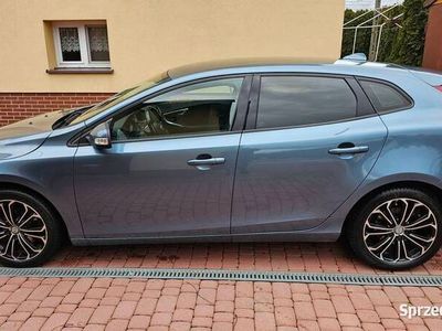 używany Volvo V40 1,6 T3 150KM Lift 2012r Manual Kamera FV Bardzo Ła