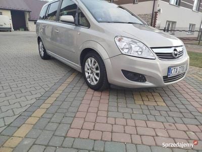 Używany 2009 Opel Zafira Minivan | 18 500 zł (Dość drogi)