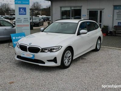 Biały Używany 2021 BMW 318 Sedan/Limuzyna | 92 899 zł (Dobra cena)