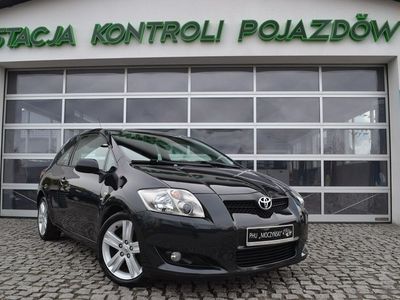 używany Toyota Auris 2.2dm 177KM 2008r. 153 000km