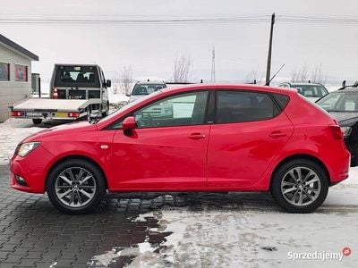 Używany Seat Ibiza I-Tech 68 KM (50 kW) 2015 Czerwony Hatchback