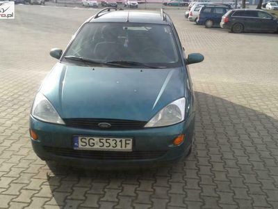 używany Ford Focus 1.8dm 90KM 2000r. 242 000km