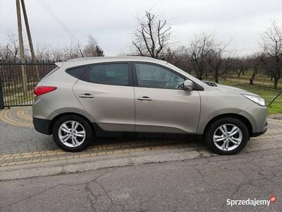 Beżowy Używany 2011 Hyundai ix35 SUV | 37 900 zł (Dość drogi)