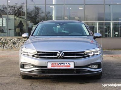 Używany 2022 VW Passat | 93 900 zł (Dość drogi)