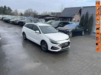 Używany Hyundai i30 110 KM (80 kW) 2023 Biały Kombi