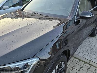 Czarny Używany 2021 Mercedes GLC300e SUV | 220 000 zł