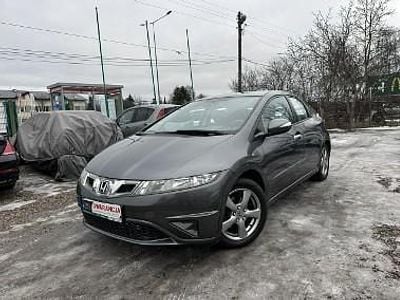 Używany Honda Civic 100 KM (73 kW) 2009 Szary (metalik) Hatchback