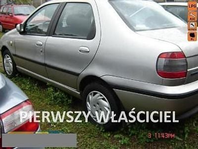 Srebrny Używany 2002 Fiat Albea Sedan/Limuzyna | 9000 zł