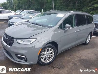 Szary Używany 2021 Chrysler Pacifica Touring Kombi | 69 990 zł (Super Cena)