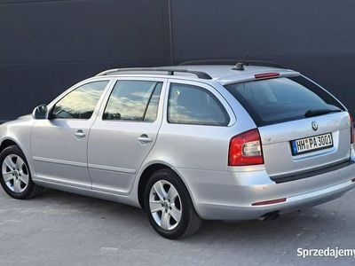 Używany Skoda Octavia 140 KM (102 kW) 2010 Srebrny Sedan/Limuzyna