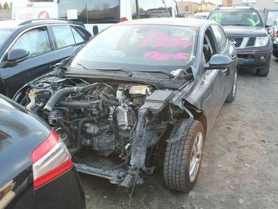 Używany Renault Mégane III 100 KM (73 kW) 2016 Srebrny Sedan/Limuzyna