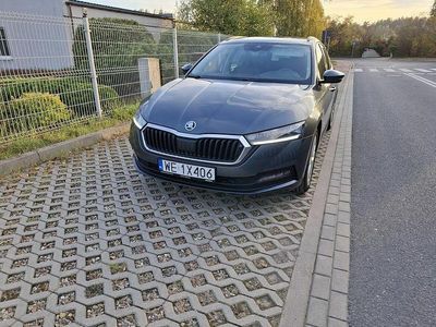 Szary Używany 2020 Skoda Octavia Ambition Kombi | 73 900 zł (Dość drogi)