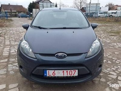 Szary Używany 2012 Ford Fiesta Hatchback | 14 900 zł (Uczciwa cena)