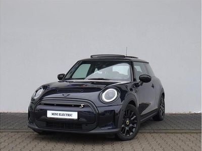Używany Mini Cooper SE Hatch 135 kW (184 KM) 2022 Enigmatic black metalizowany Hatchback