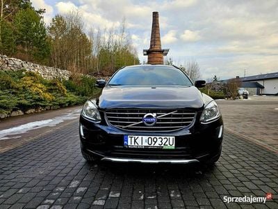 Używany Volvo XC60 136 KM (100 kW) 2014 Srebrny SUV
