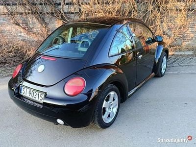 Czarny Używany 2001 VW Beetle Hatchback | 7888 zł (Uczciwa cena)