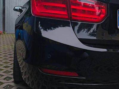 Czarny Używany 2013 BMW 316 Sedan/Limuzyna | 31 900 zł