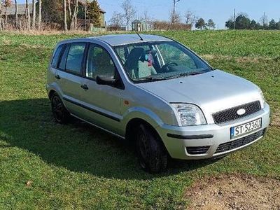 używany Ford Fusion 1.6 benzyna 2004