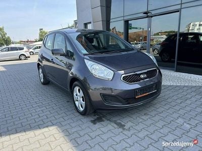 Używany Kia Venga 90 KM (66 kW) 2014 Szary Hatchback