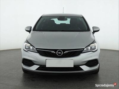 Używany Opel Astra 2020 Srebrny Hatchback