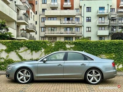 Szary Używany 2011 Audi A8 Sedan/Limuzyna | 72 800 zł