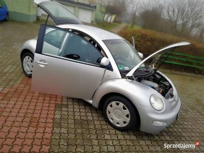 używany VW Beetle new2.0 gaz nowy z 2031, klima długie opłaty